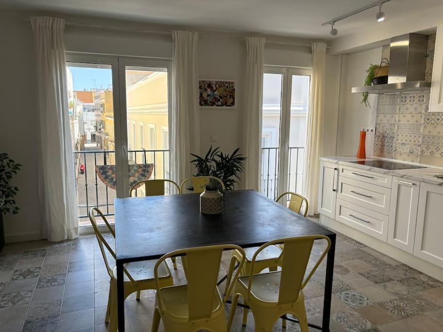 Acogedor En Apartamento Sevilha